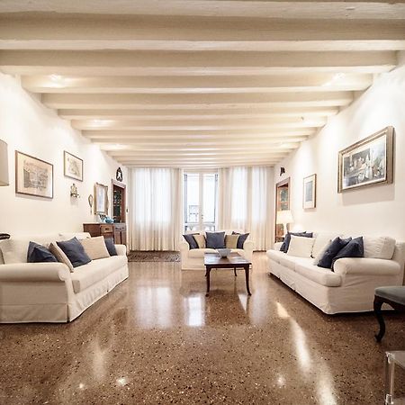 Accademia Terrazza Apartamento Veneza Exterior foto