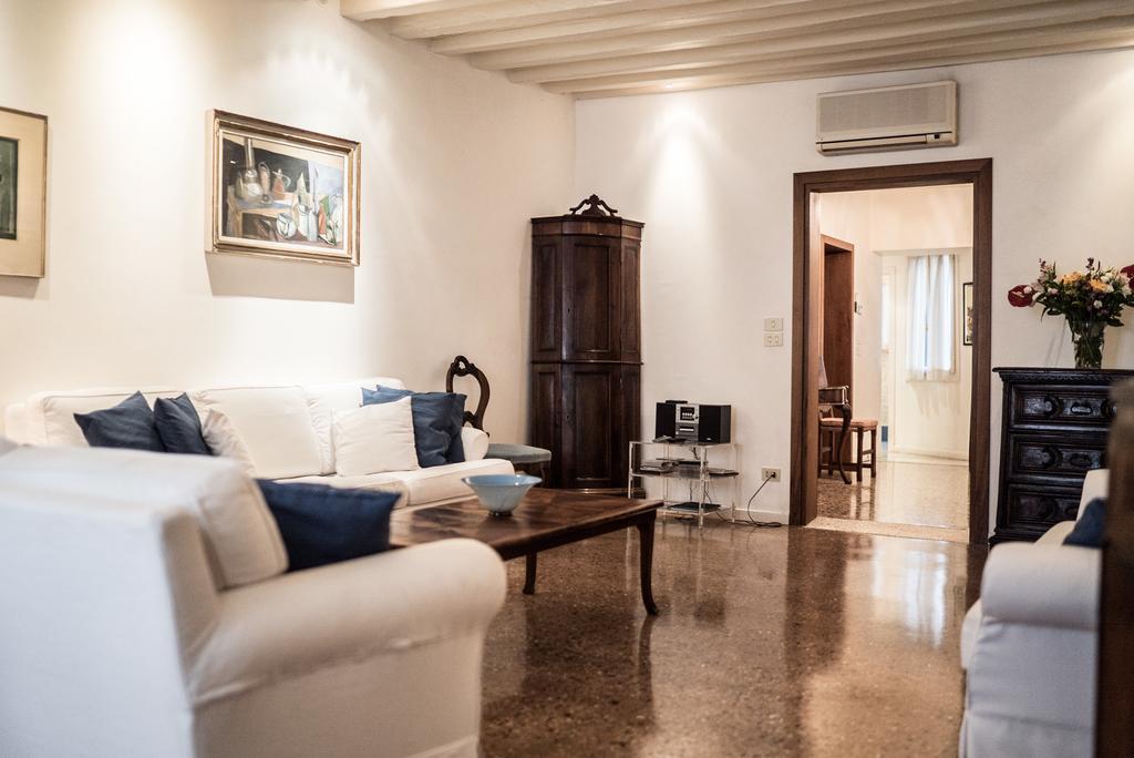 Accademia Terrazza Apartamento Veneza Exterior foto