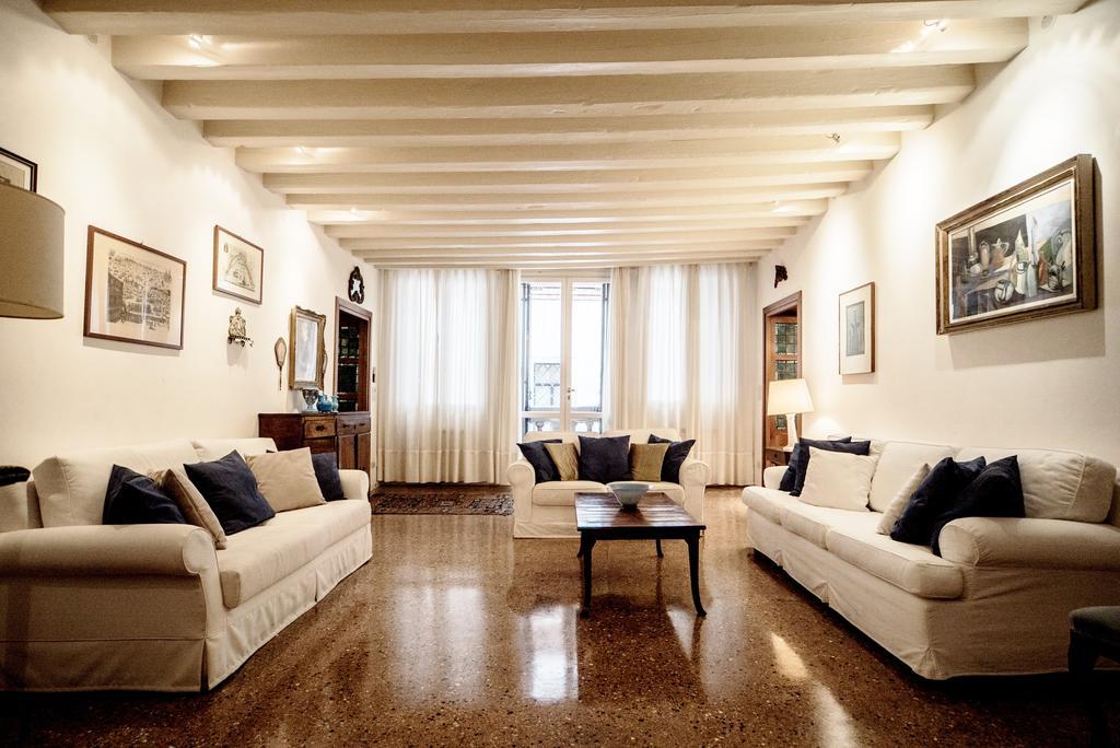 Accademia Terrazza Apartamento Veneza Exterior foto