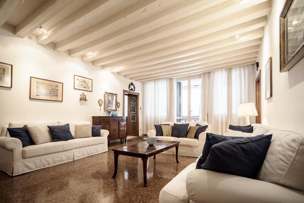 Accademia Terrazza Apartamento Veneza Exterior foto