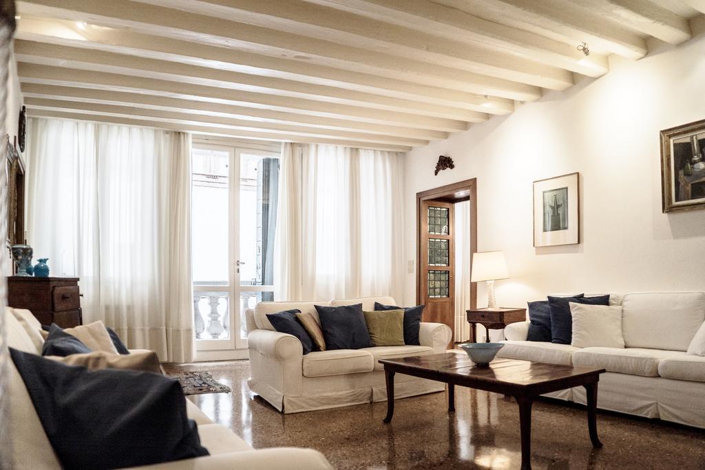 Accademia Terrazza Apartamento Veneza Exterior foto