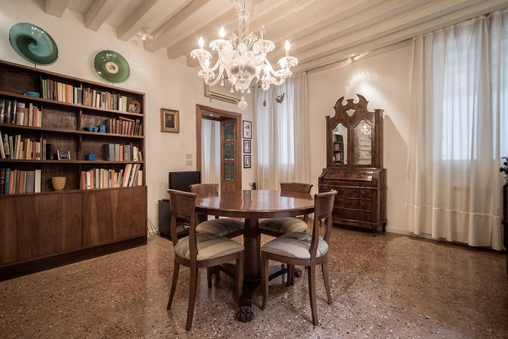 Accademia Terrazza Apartamento Veneza Exterior foto