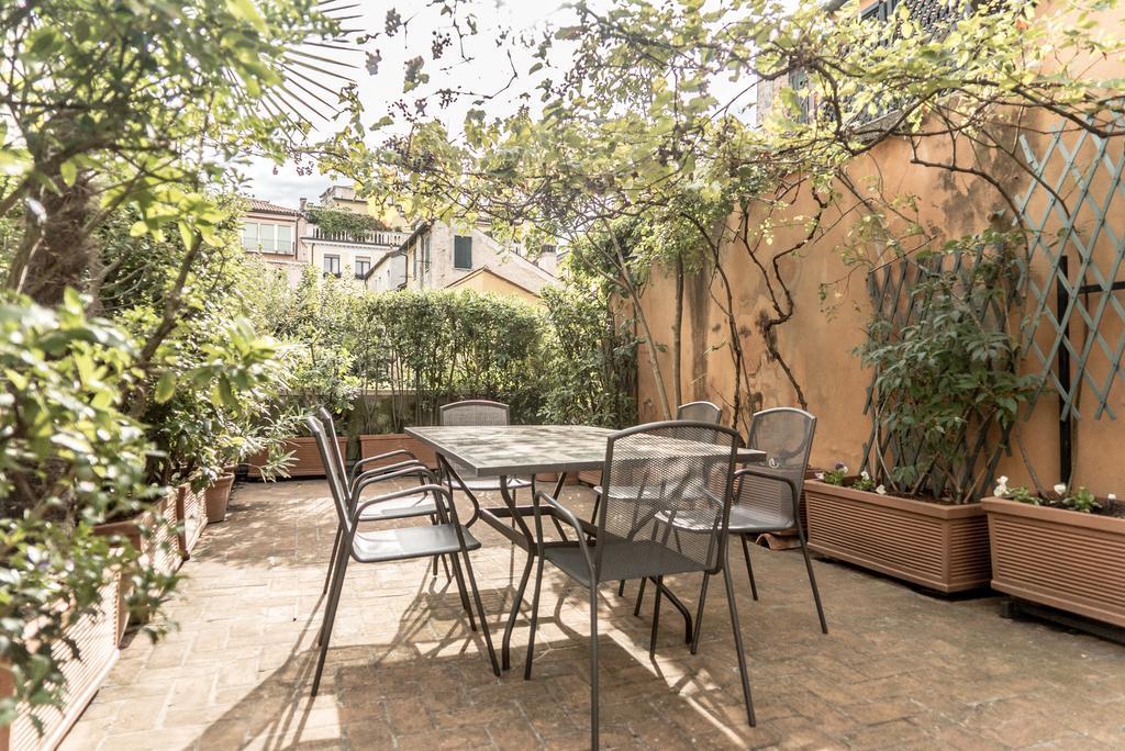 Accademia Terrazza Apartamento Veneza Exterior foto