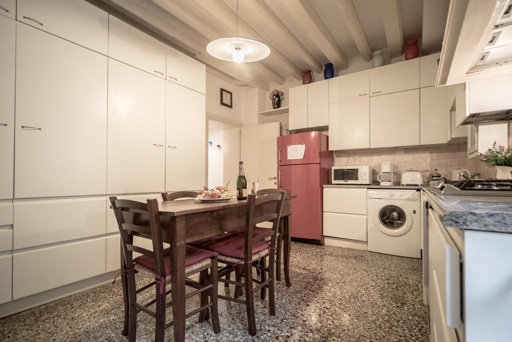 Accademia Terrazza Apartamento Veneza Exterior foto
